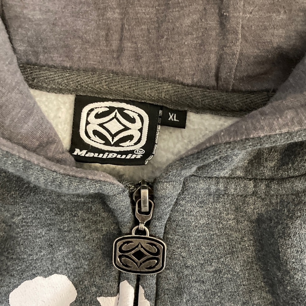 Maui Built Zip Up Hoodie - Picture 3 of 9